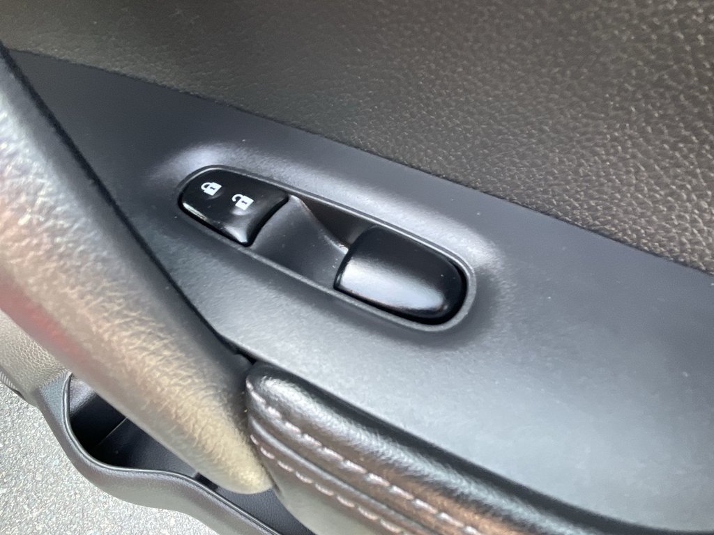2018 Nissan ROGUE SV | Htd Seats | Backup Cam | USB in Saint John, New Brunswick - 52 - w1024h768px