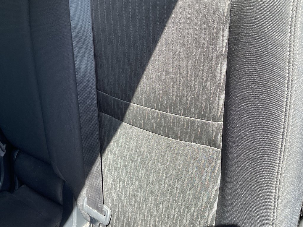 2018 Nissan ROGUE SV | Htd Seats | Backup Cam | USB in Saint John, New Brunswick - 38 - w1024h768px