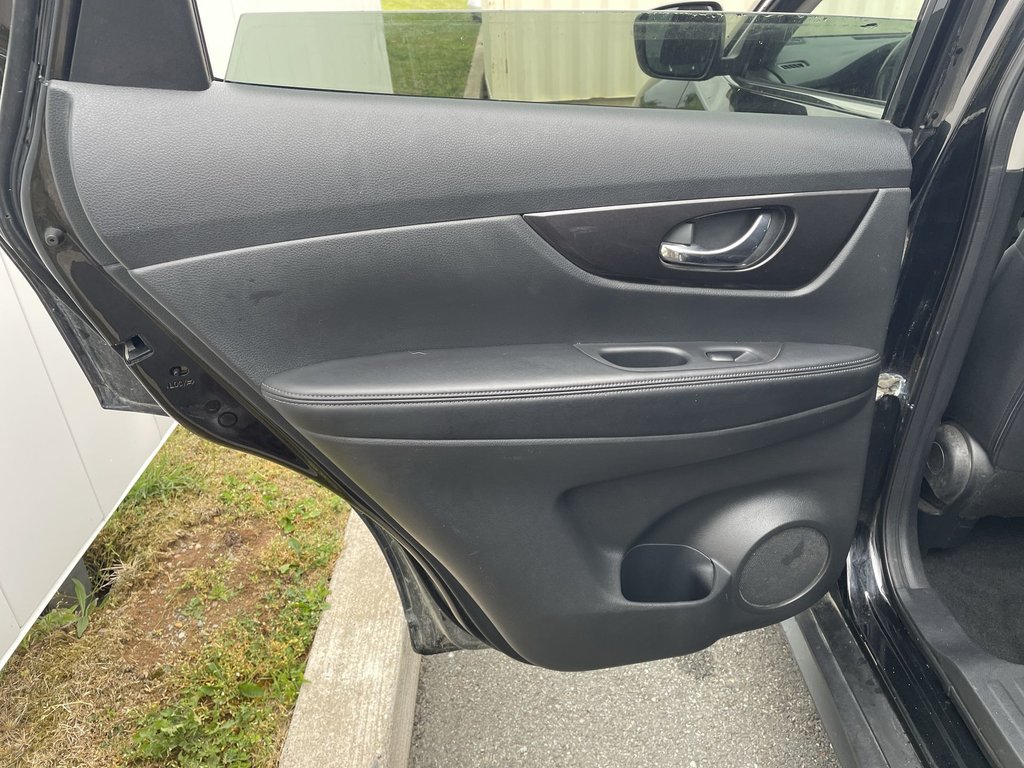 2019 Nissan ROGUE S | Backup Cam | USB | Keyless in Saint John, New Brunswick - 41 - w1024h768px