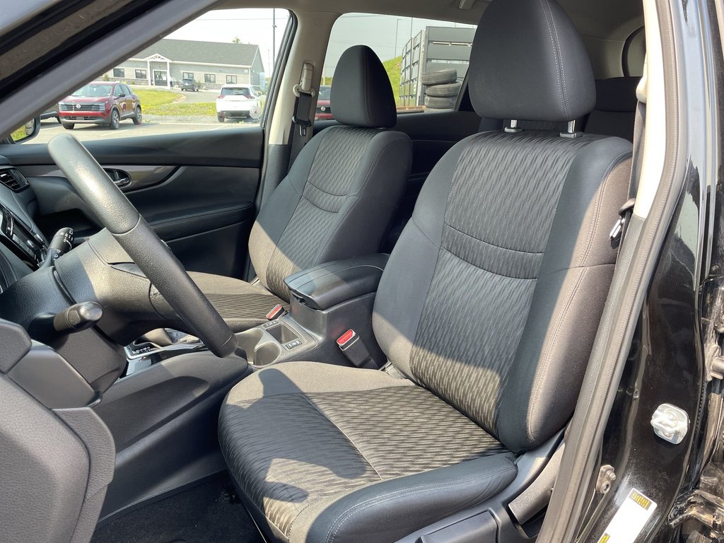 2020 Nissan ROGUE S | Backup Cam | USB | Keyless in Saint John, New Brunswick - 17 - w1024h768px