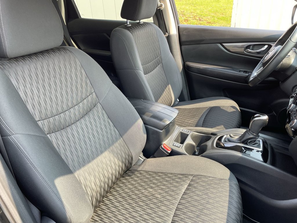 2020 Nissan ROGUE S | Backup Cam | USB | Keyless in Saint John, New Brunswick - 48 - w1024h768px