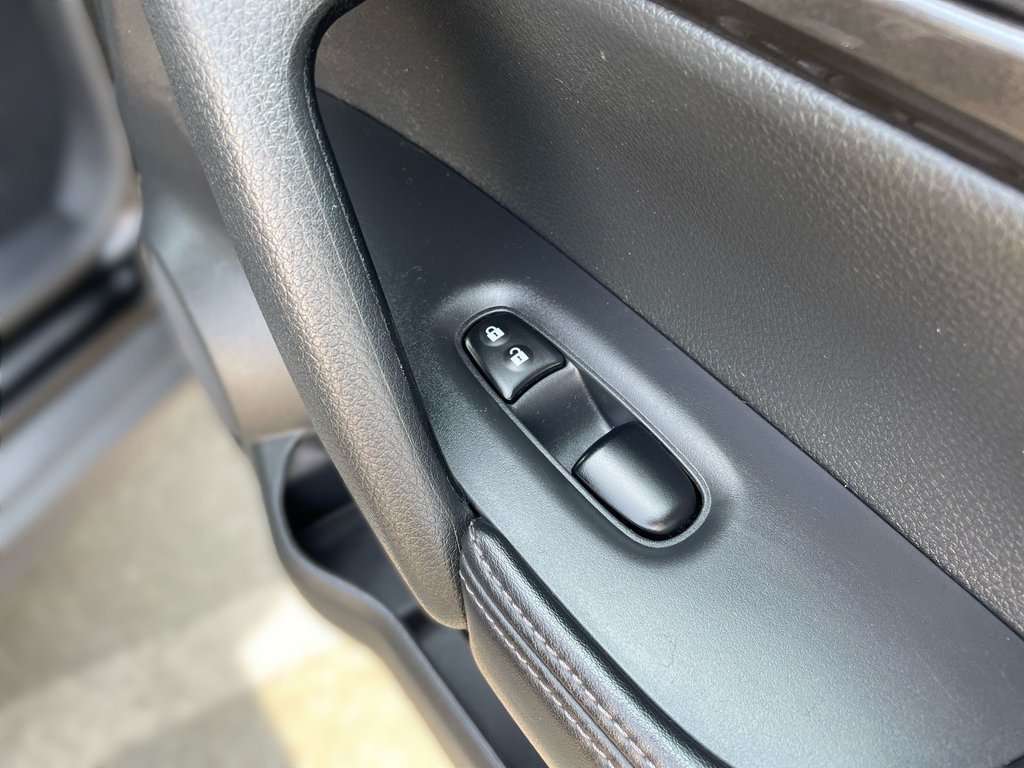 2020 Nissan ROGUE S | Backup Cam | USB | Keyless in Saint John, New Brunswick - 52 - w1024h768px