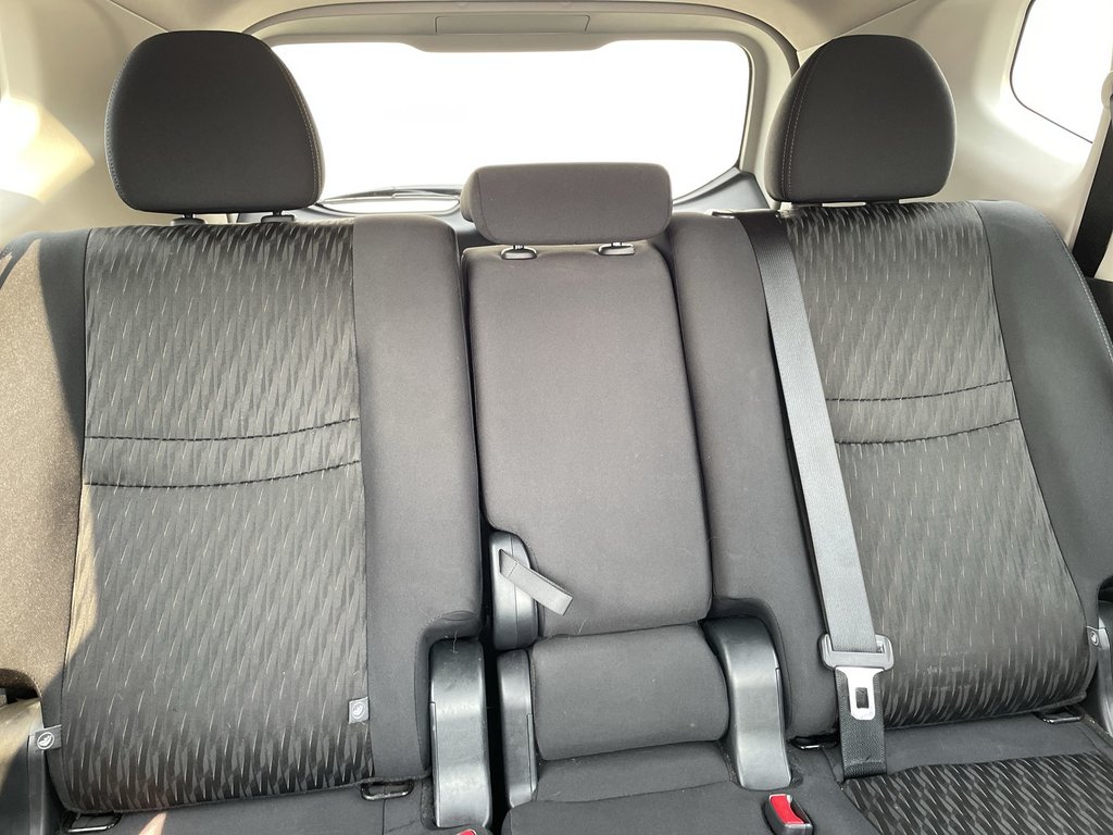 2020 Nissan ROGUE S | Backup Cam | USB | Keyless in Saint John, New Brunswick - 13 - w1024h768px