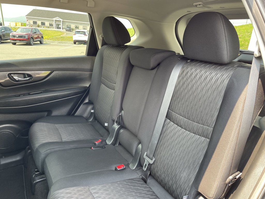 2020 Nissan ROGUE S | Backup Cam | USB | Keyless in Saint John, New Brunswick - 38 - w1024h768px