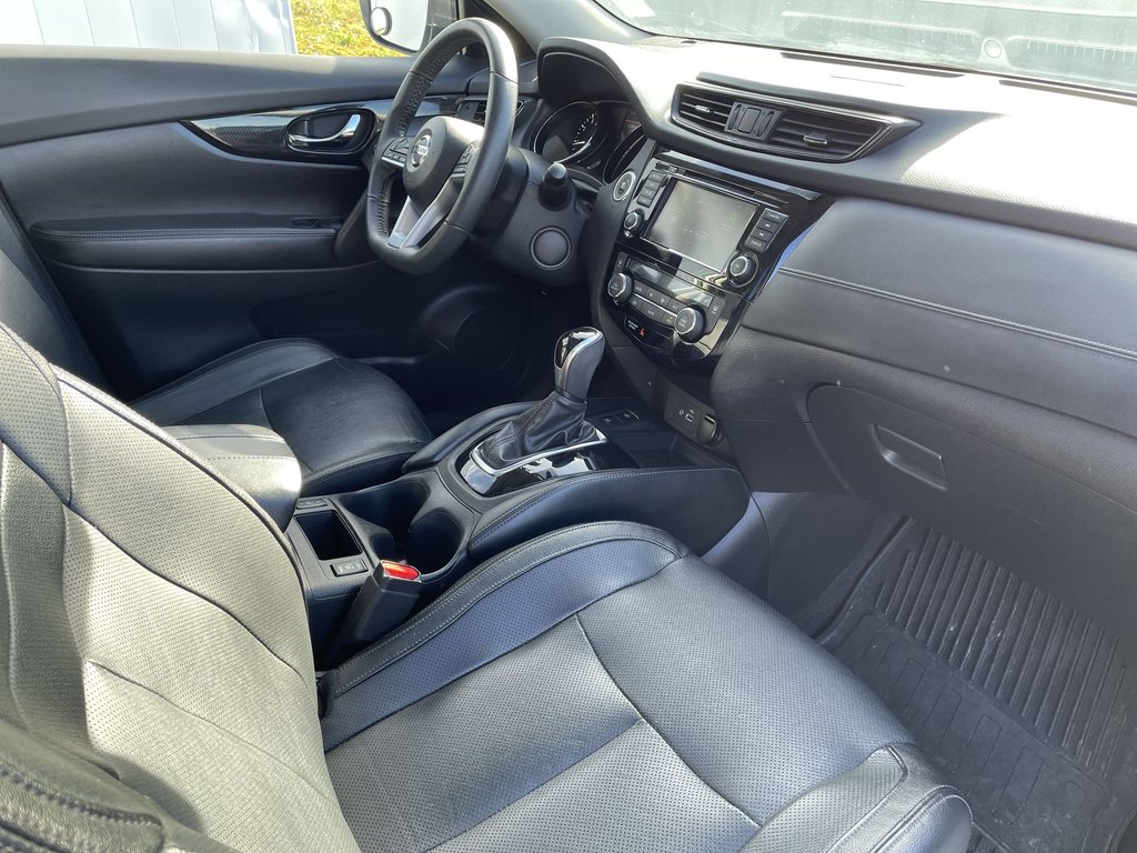 2020 Nissan ROGUE SL | cam | usb | leather seats | nav in Saint John, New Brunswick - 50 - w1024h768px