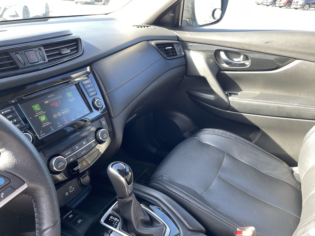2020 Nissan ROGUE SL | cam | usb | leather seats | nav in Saint John, New Brunswick - 11 - w1024h768px