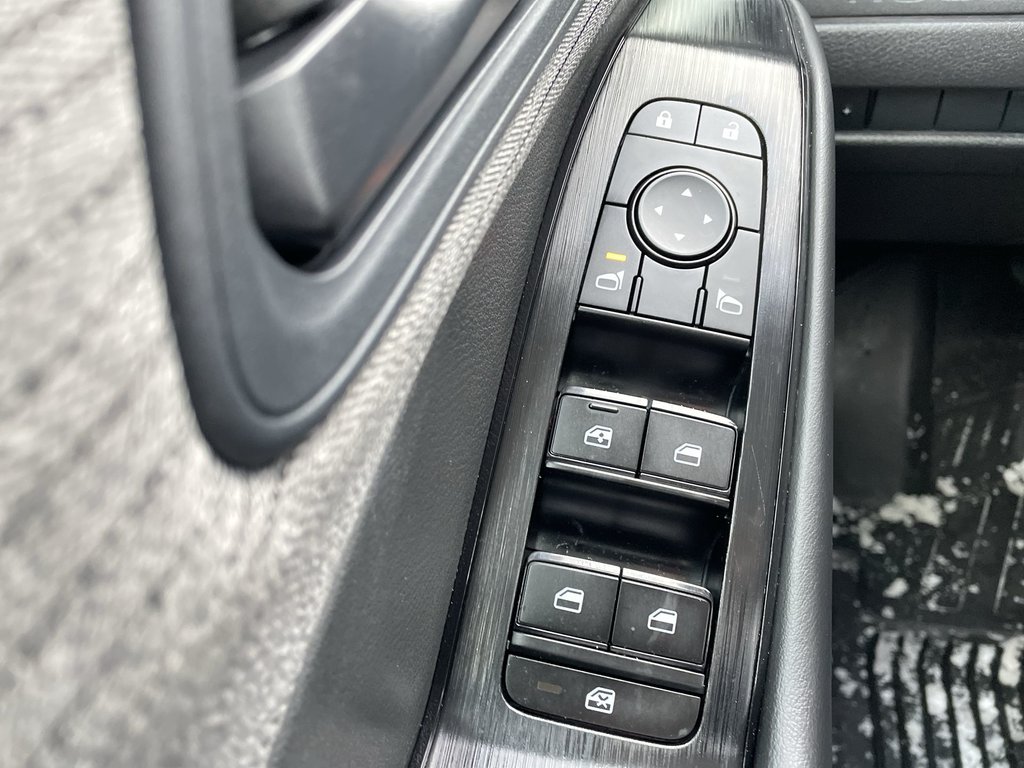 2023 Nissan ROGUE S | USB | Backup Cam | Bluetooth | Warranty to2028 in Saint John, New Brunswick - 21 - w1024h768px