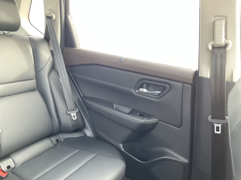 2023 Nissan ROGUE in Antigonish, Nova Scotia - 12 - w1024h768px