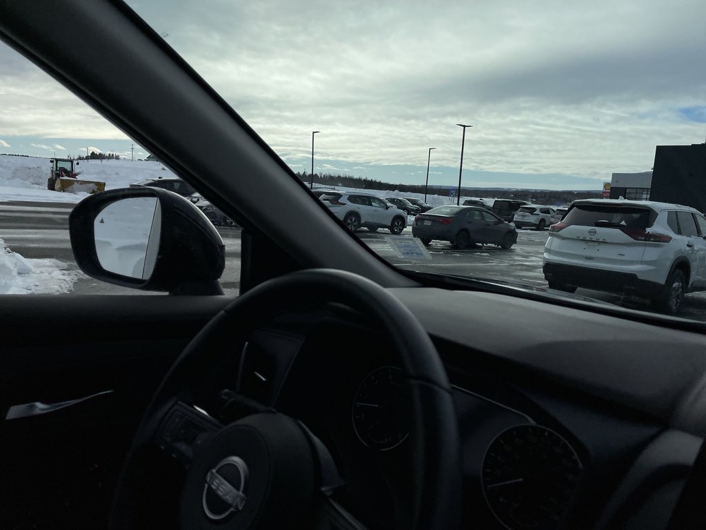 2023 Nissan ROGUE SV MOONROOF |Leather| USB| HtdSeats in Saint John, New Brunswick - 10 - w1024h768px