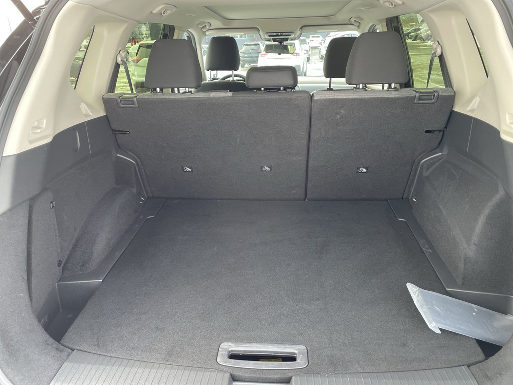 2023 Nissan ROGUE SV MOONROOF |Leather| USB| HtdSeats in Saint John, New Brunswick - 42 - w1024h768px