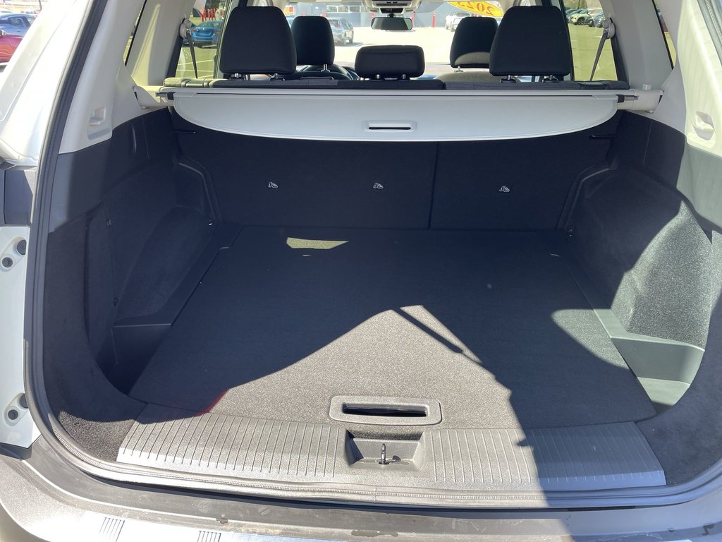 2023 Nissan ROGUE SV MOONROOF | Htd Seats | Backup Cam | USB in Saint John, New Brunswick - 42 - w1024h768px