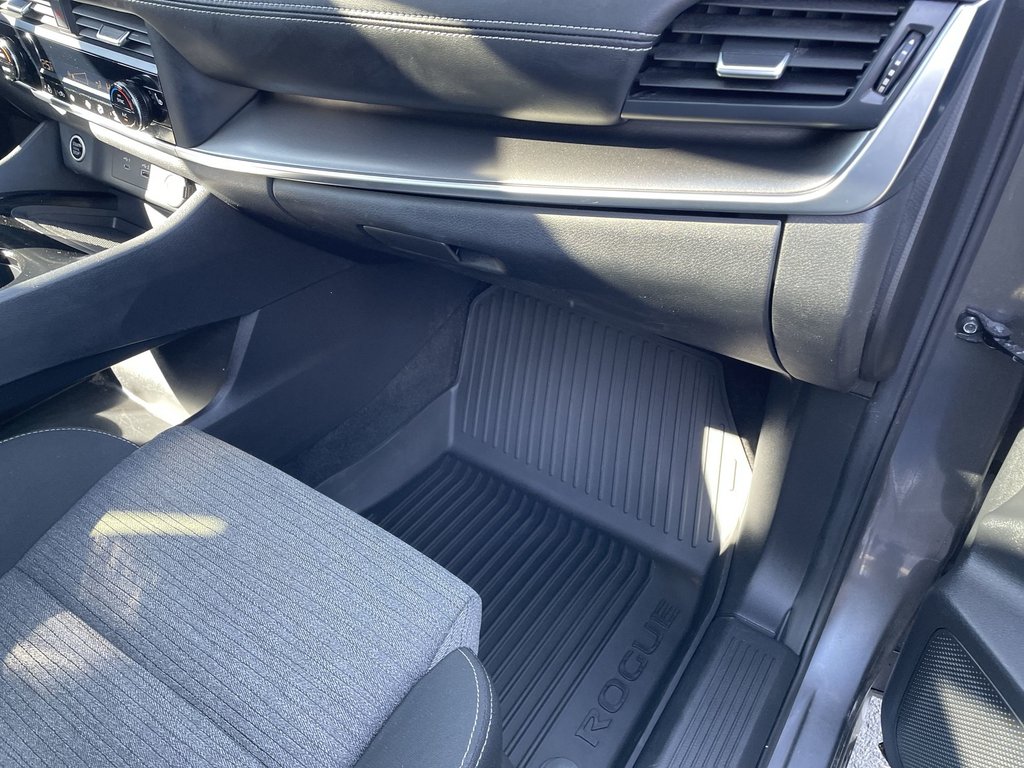 2023 Nissan ROGUE SV MOONROOF | cam | Nav | Warranty to 2028 in Saint John, New Brunswick - 50 - w1024h768px