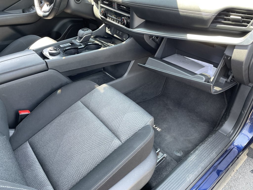 2025 Nissan ROGUE SV MOONROOF in Saint John, New Brunswick - 49 - w1024h768px