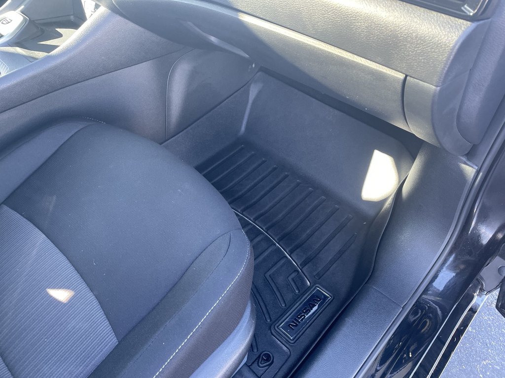 2023 Nissan SENTRA SV | Sunroof | Cam | USB | Warranty to 2028 in Saint John, New Brunswick - 50 - w1024h768px