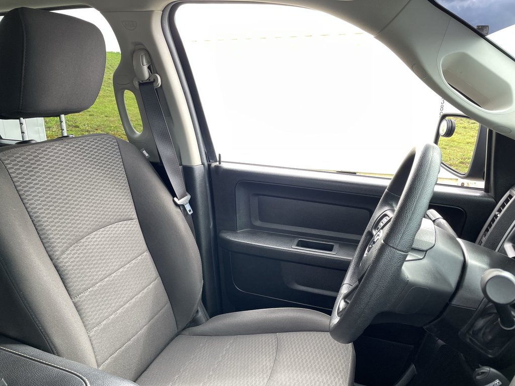 2019 Ram 1500 CLASSIC EXPRESS |BLUETOOTH | KEYLESS | in Saint John, New Brunswick - 10 - w1024h768px