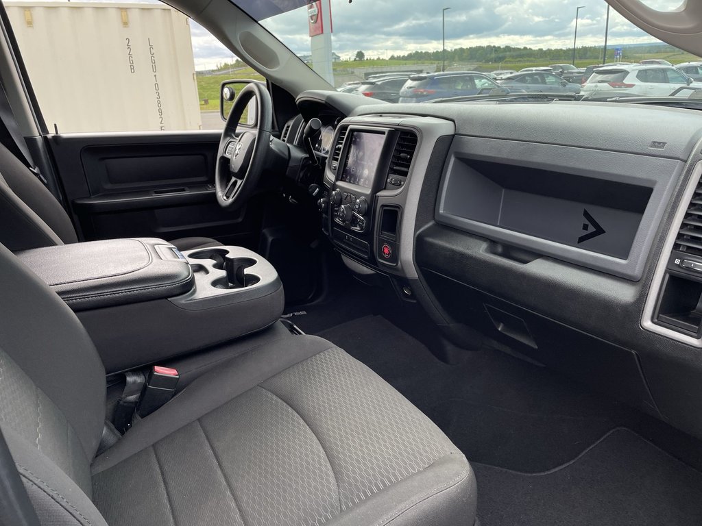 2019 Ram 1500 CLASSIC EXPRESS |BLUETOOTH | KEYLESS | in Saint John, New Brunswick - 50 - w1024h768px