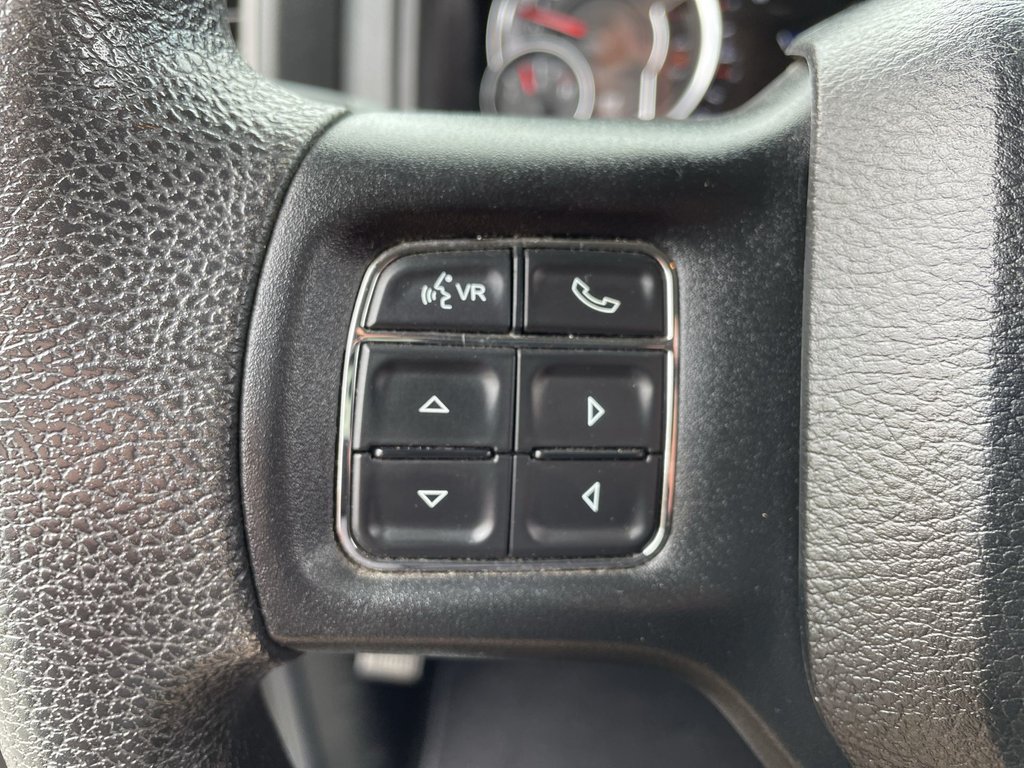 2019 Ram 1500 CLASSIC EXPRESS |BLUETOOTH | KEYLESS | in Saint John, New Brunswick - 26 - w1024h768px