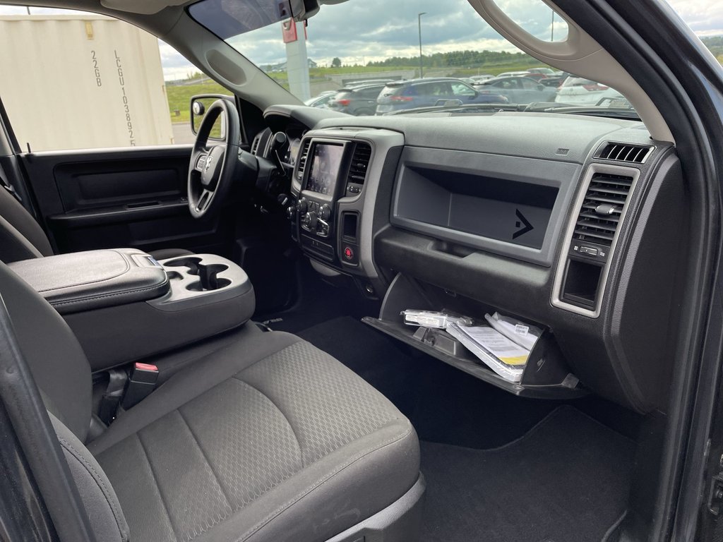 2019 Ram 1500 CLASSIC EXPRESS |BLUETOOTH | KEYLESS | in Saint John, New Brunswick - 49 - w1024h768px
