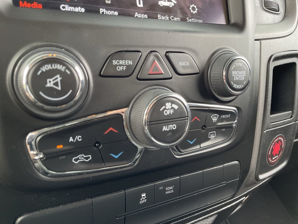 2019 Ram 1500 CLASSIC EXPRESS |BLUETOOTH | KEYLESS | in Saint John, New Brunswick - 33 - w1024h768px