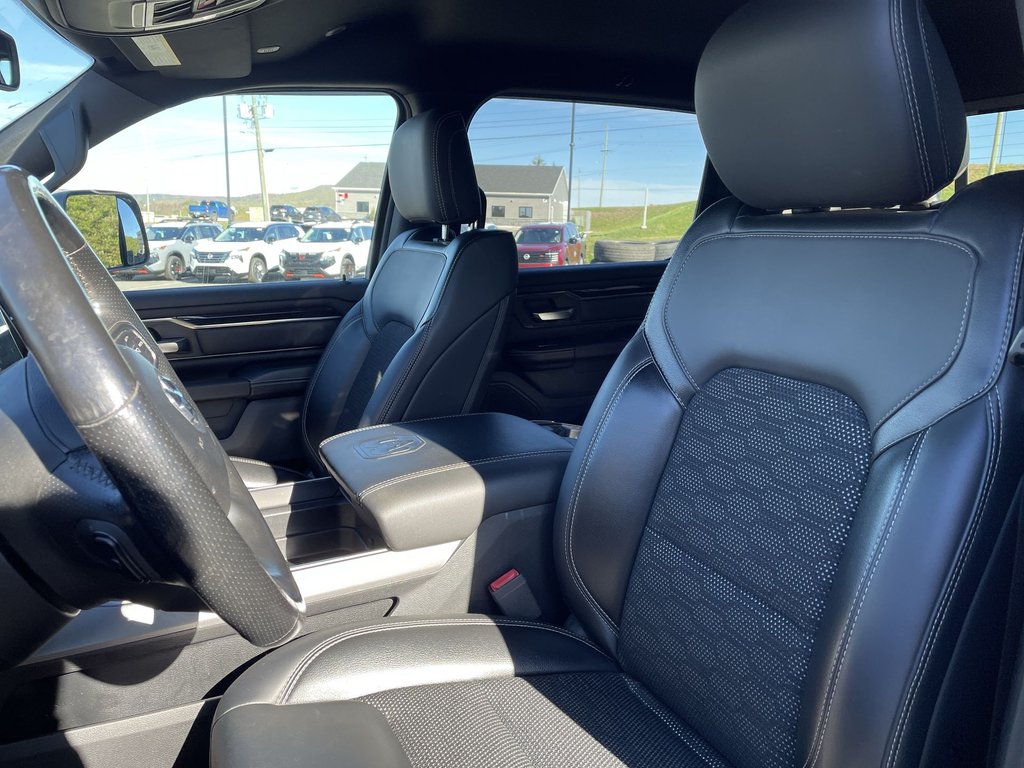 Ram 1500 SPORT | LEATHER | HTD FRONT SEATS | BACK UP CAMERA 2019 à Saint John, Nouveau-Brunswick - 17 - w1024h768px