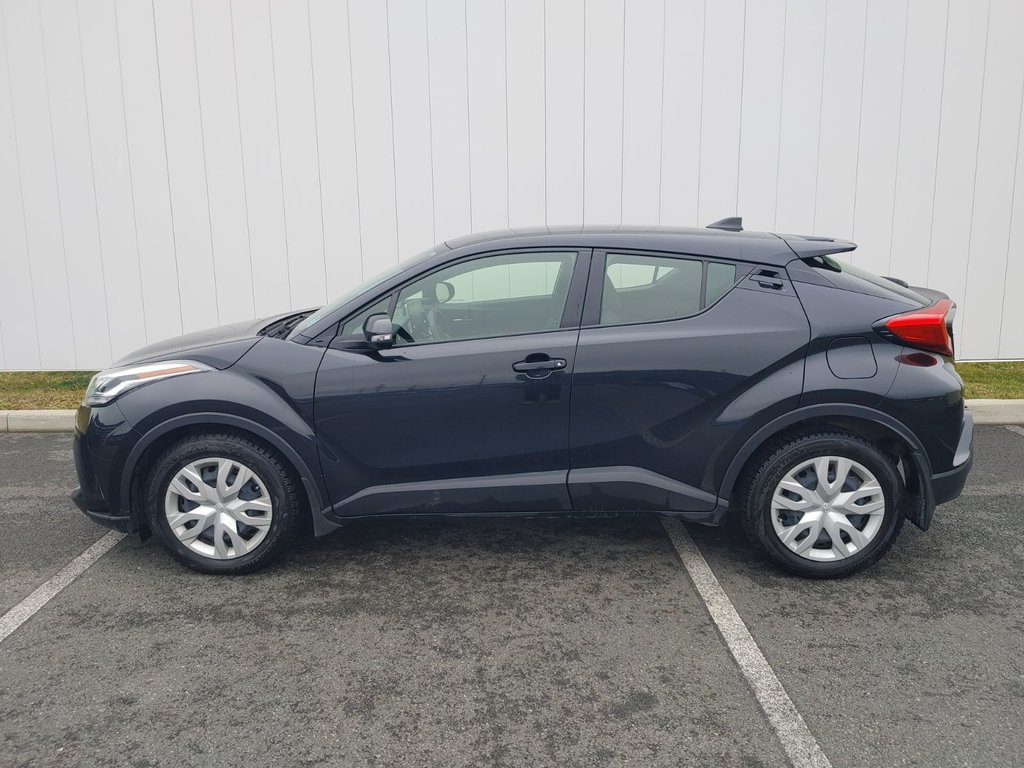 2022 Toyota C-HR in Antigonish, Nova Scotia - 4 - w1024h768px