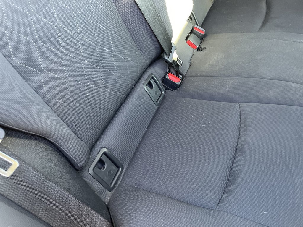 2022 Toyota COROLLA CROSS LE | heated front seat | bluetooth | warranty in Saint John, New Brunswick - 46 - w1024h768px