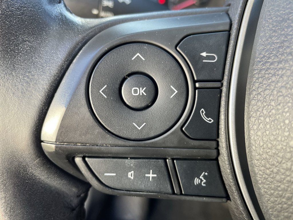 2022 Toyota COROLLA CROSS LE | heated front seat | bluetooth | warranty in Saint John, New Brunswick - 26 - w1024h768px