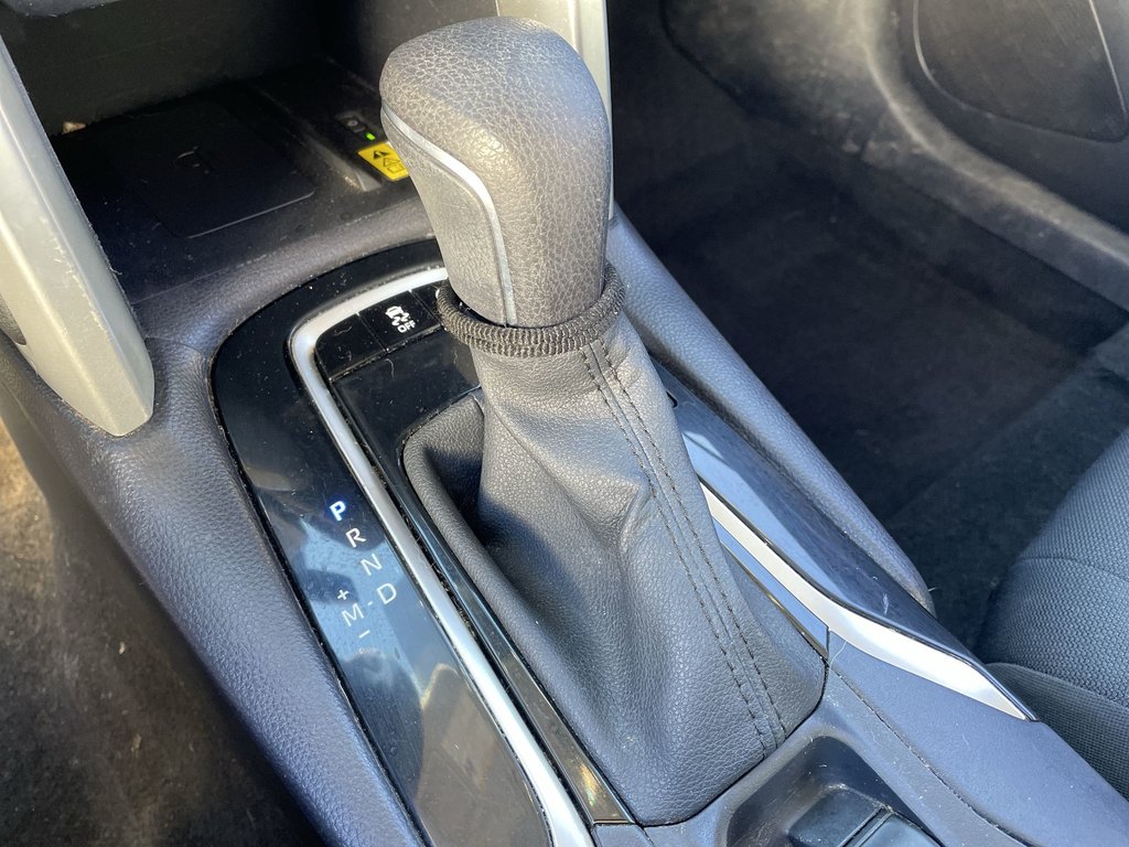 2022 Toyota COROLLA CROSS LE | heated front seat | bluetooth | warranty in Saint John, New Brunswick - 35 - w1024h768px