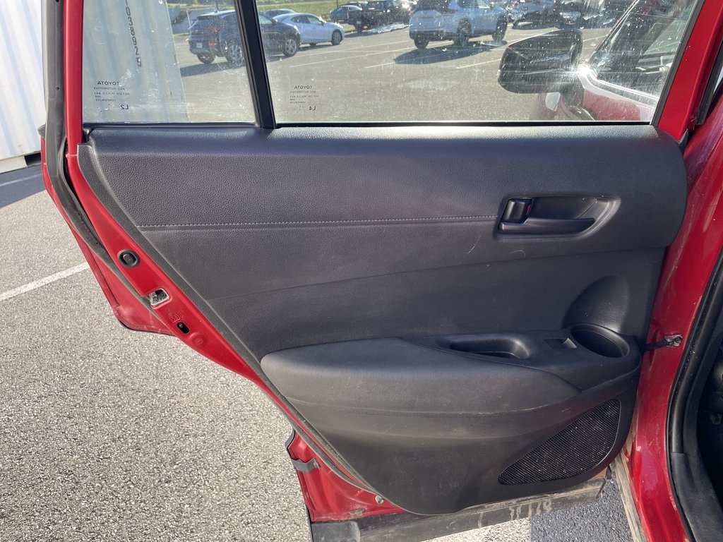 2022 Toyota COROLLA CROSS LE | heated front seat | bluetooth | warranty in Saint John, New Brunswick - 41 - w1024h768px