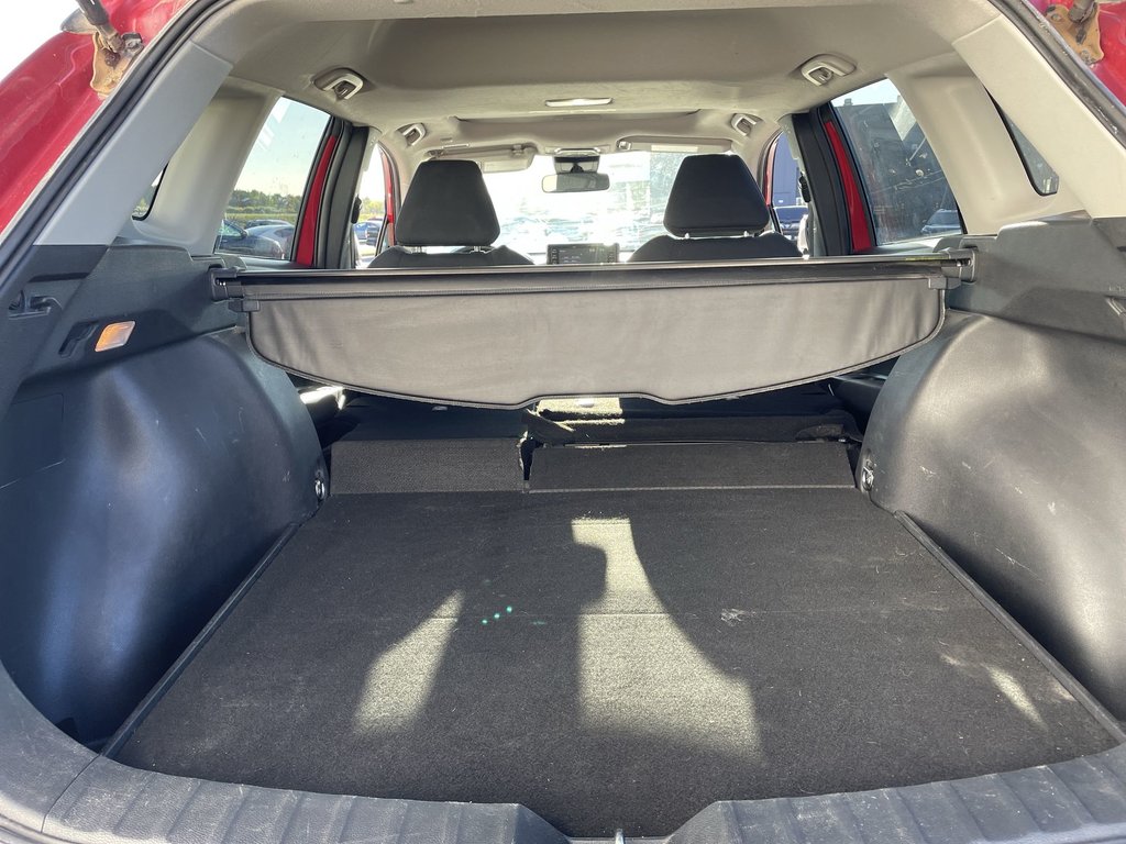 2022 Toyota COROLLA CROSS LE | heated front seat | bluetooth | warranty in Saint John, New Brunswick - 42 - w1024h768px