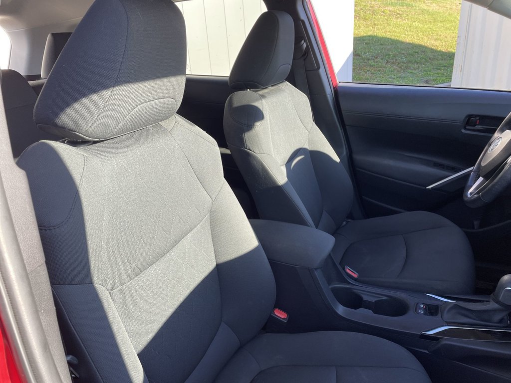 2022 Toyota COROLLA CROSS LE | heated front seat | bluetooth | warranty in Saint John, New Brunswick - 48 - w1024h768px