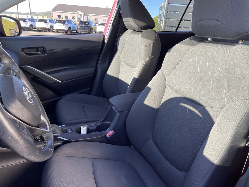 2022 Toyota COROLLA CROSS LE | heated front seat | bluetooth | warranty in Saint John, New Brunswick - 17 - w1024h768px