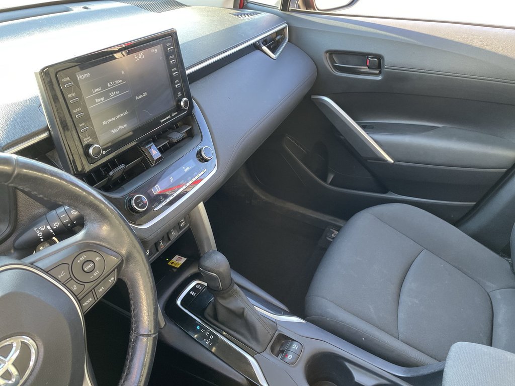 2022 Toyota COROLLA CROSS LE | heated front seat | bluetooth | warranty in Saint John, New Brunswick - 11 - w1024h768px