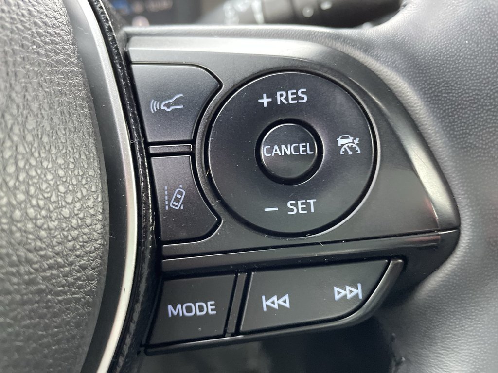 2019 Toyota Corolla Hatchback SE Manual | Backup Camera | USB | Keyless entry in Saint John, New Brunswick - 27 - w1024h768px