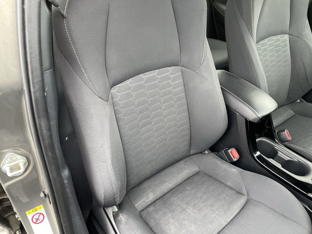 2019 Toyota Corolla Hatchback SE Manual | Backup Camera | USB | Keyless entry in Saint John, New Brunswick - 48 - w1024h768px