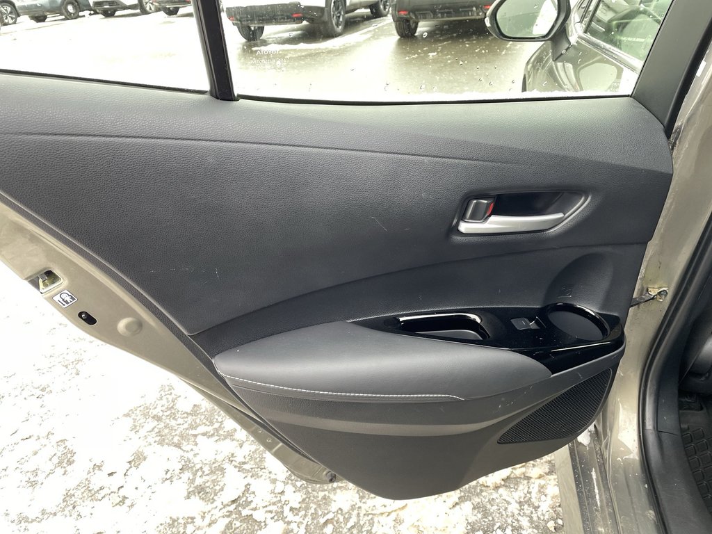 2019 Toyota Corolla Hatchback SE Manual | Backup Camera | USB | Keyless entry in Saint John, New Brunswick - 41 - w1024h768px