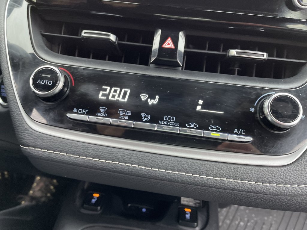 2019 Toyota Corolla Hatchback SE Manual | Backup Camera | USB | Keyless entry in Saint John, New Brunswick - 33 - w1024h768px