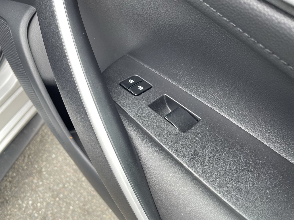 2020 Toyota Corolla in Antigonish, Nova Scotia - 52 - w1024h768px