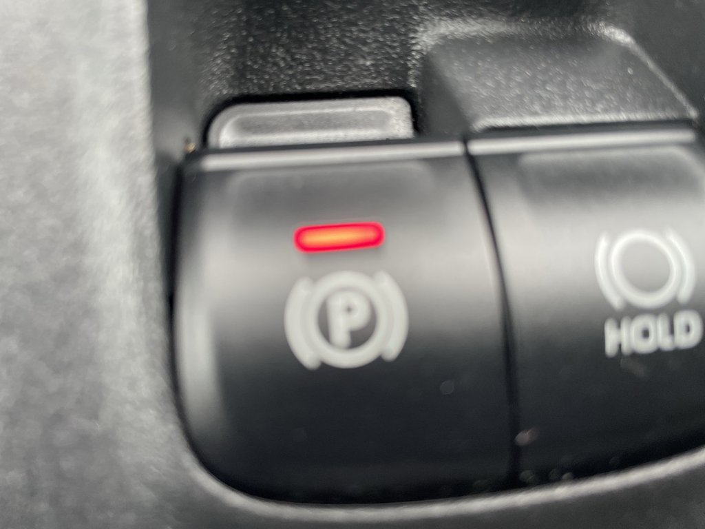 2020 Toyota Corolla in Antigonish, Nova Scotia - 36 - w1024h768px