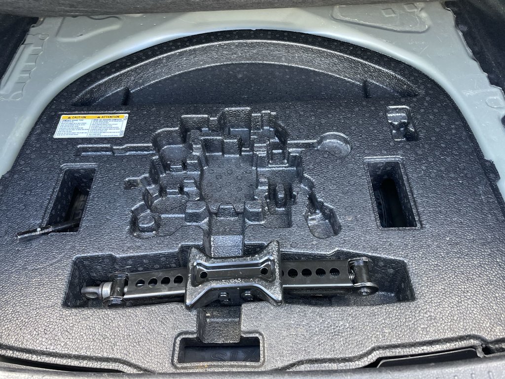 2020 Toyota COROLLA LE | Backup Cam | USB | Pwr Windows in Saint John, New Brunswick - 44 - w1024h768px