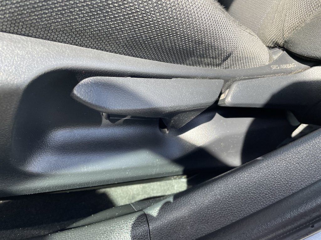 2020 Toyota COROLLA LE | Backup Cam | USB | Pwr Windows in Saint John, New Brunswick - 20 - w1024h768px