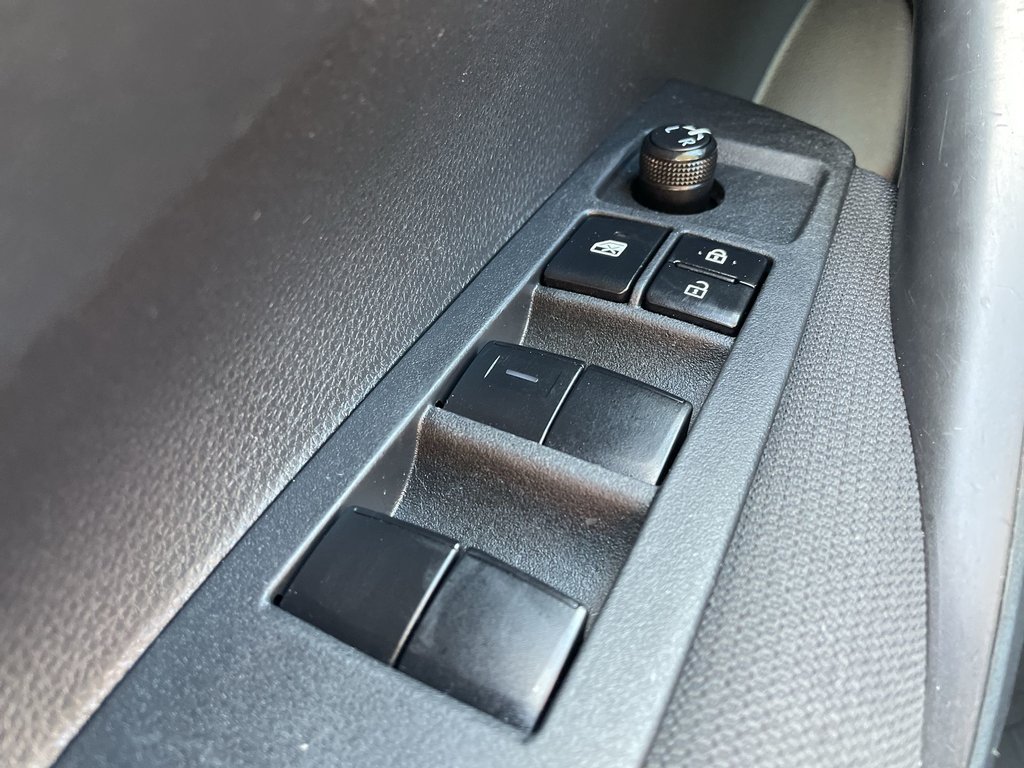 2020 Toyota COROLLA LE | Backup Cam | USB | Pwr Windows in Saint John, New Brunswick - 21 - w1024h768px