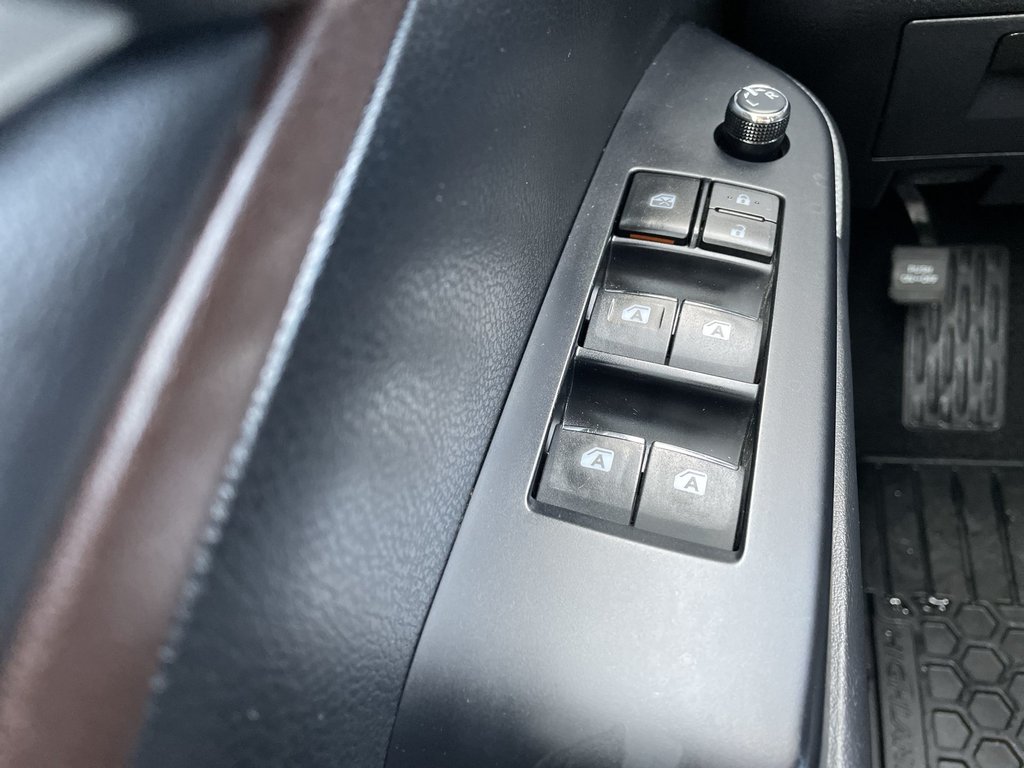 2015 Toyota Highlander Limited | Panoramic Moonroof | Leather | Htd Wheel in Saint John, New Brunswick - 21 - w1024h768px