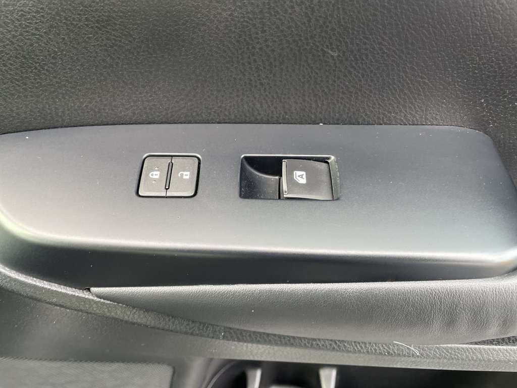 2015 Toyota Highlander Limited | Panoramic Moonroof | Leather | Htd Wheel in Saint John, New Brunswick - 52 - w1024h768px