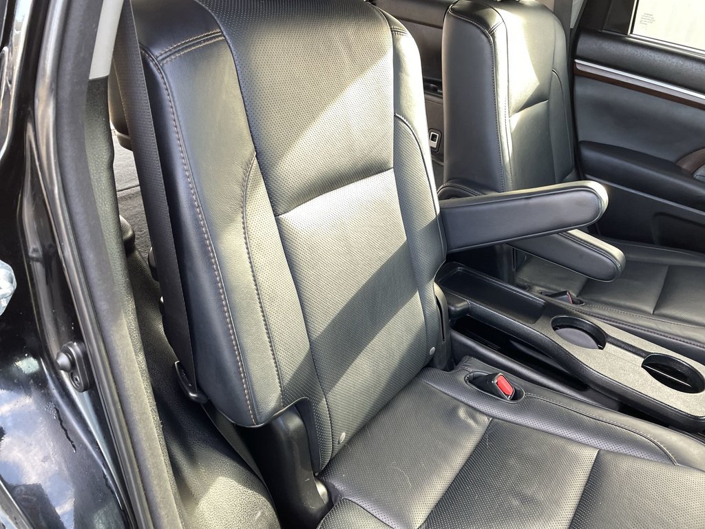 2015 Toyota Highlander Limited | Panoramic Moonroof | Leather | Htd Wheel in Saint John, New Brunswick - 45 - w1024h768px