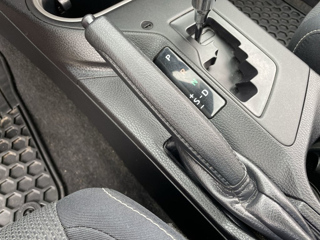 Toyota RAV4 XLE | Heated Seats | Keyless | Backup Cam 2016 à Saint John, Nouveau-Brunswick - 36 - w1024h768px