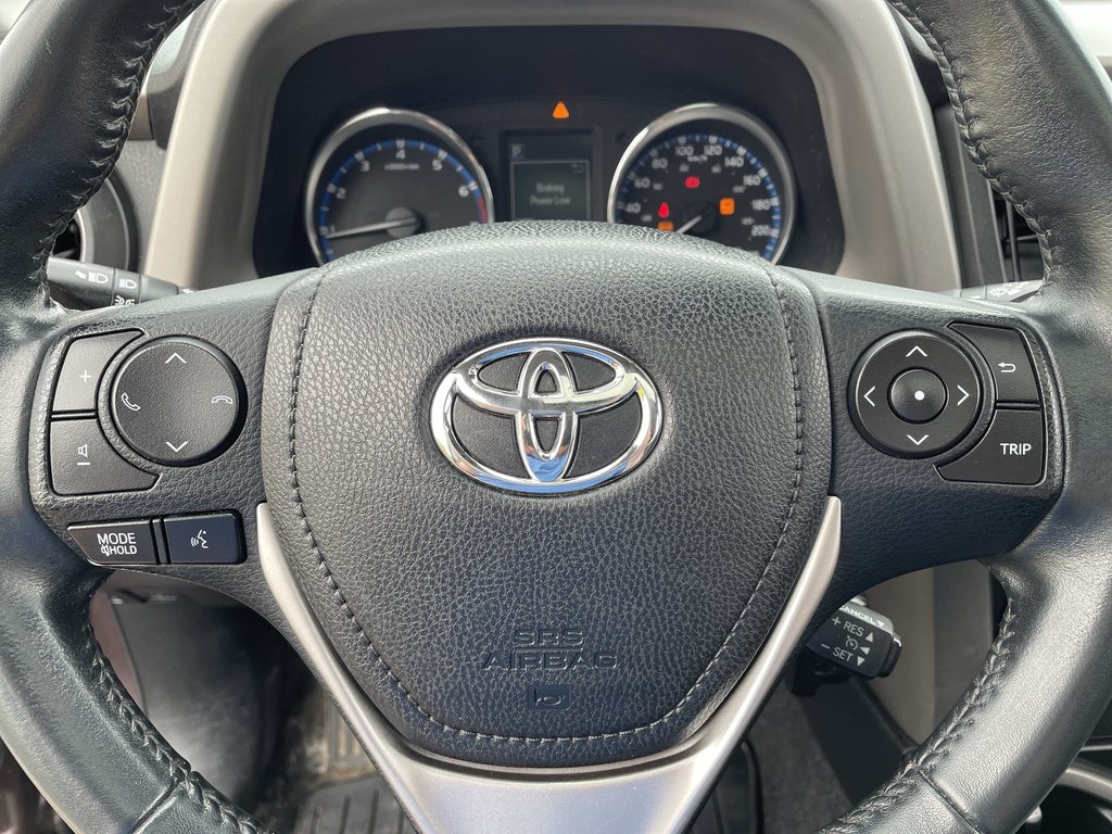 Toyota RAV4 XLE | Heated Seats | Keyless | Backup Cam 2016 à Saint John, Nouveau-Brunswick - 24 - w1024h768px