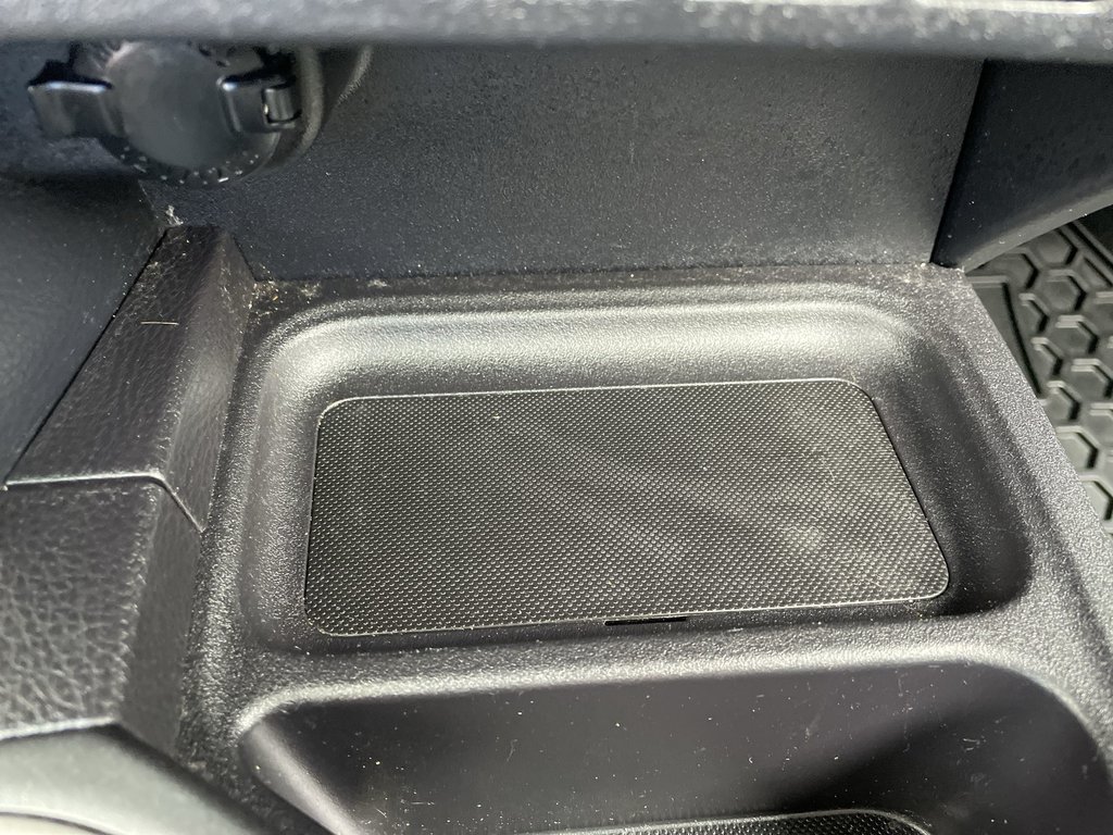Toyota RAV4 XLE | Heated Seats | Keyless | Backup Cam 2016 à Saint John, Nouveau-Brunswick - 34 - w1024h768px