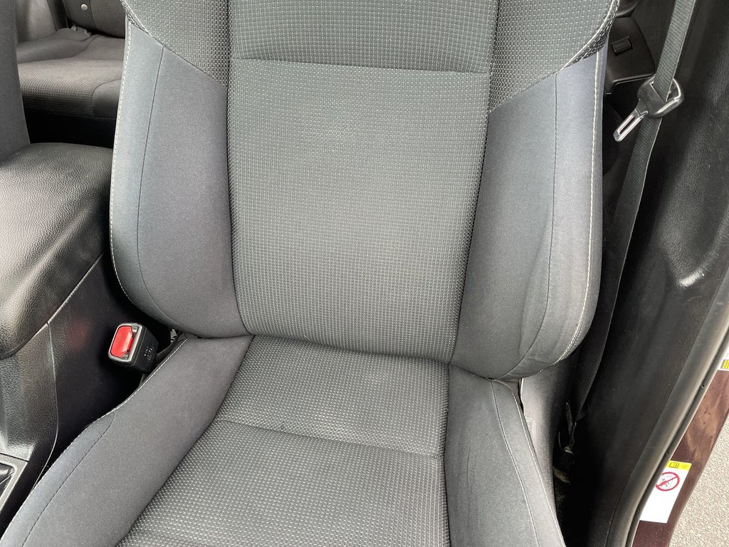 Toyota RAV4 XLE | Heated Seats | Keyless | Backup Cam 2016 à Saint John, Nouveau-Brunswick - 19 - w1024h768px