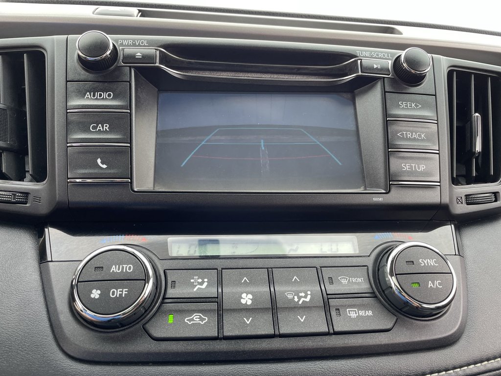 Toyota RAV4 XLE | Heated Seats | Keyless | Backup Cam 2016 à Saint John, Nouveau-Brunswick - 32 - w1024h768px